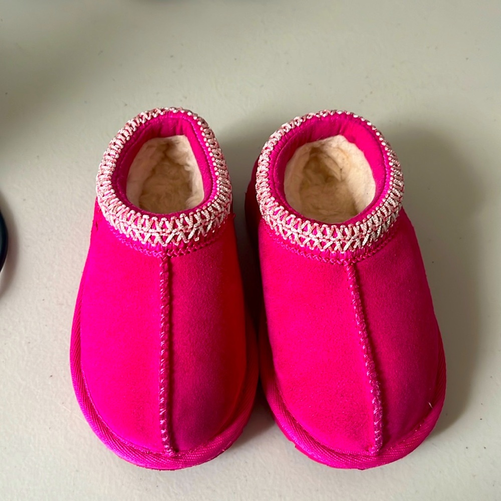 Pink UGG Tasman Toddler 7